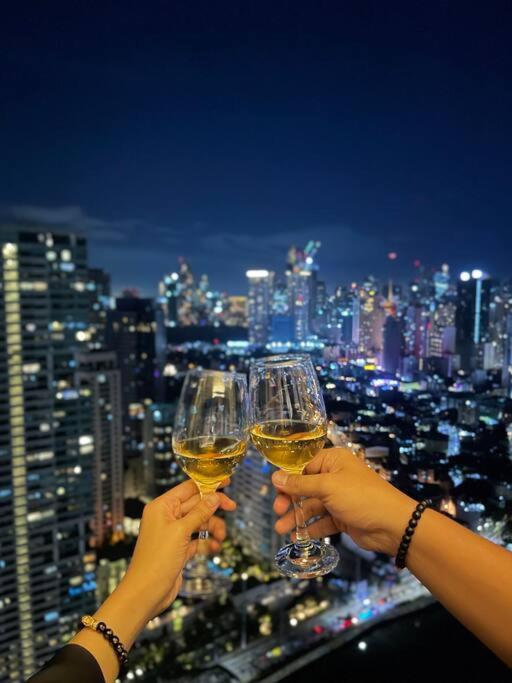 Appartamento The Serene Escape Rockwell Makati City View 1Br Manila Esterno foto
