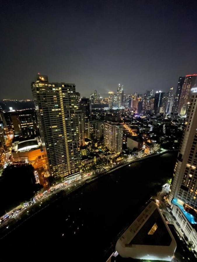 Appartamento The Serene Escape Rockwell Makati City View 1Br Manila Esterno foto